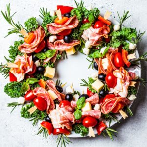 How to make a Christmas Wreath Charcuterie Board